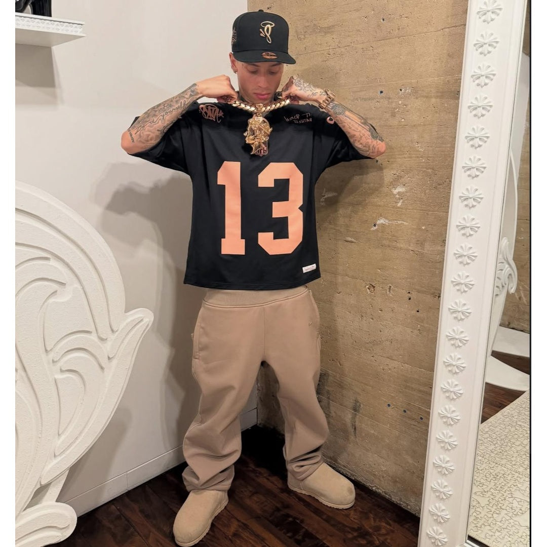 Syna x NFL x Mitchell & Ness “Black/Bronze” plugstationuk-limited