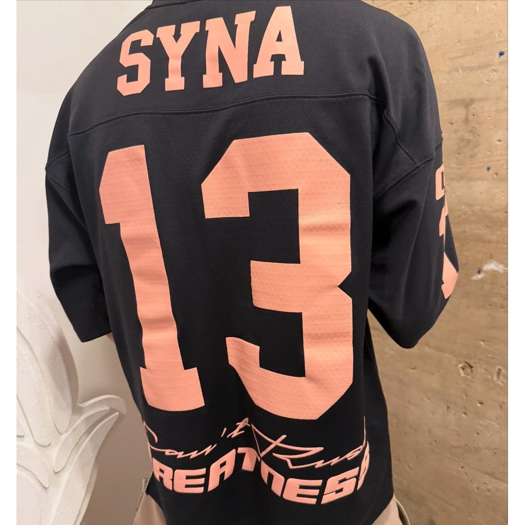 Syna x NFL x Mitchell & Ness “Black/Bronze” plugstationuk-limited