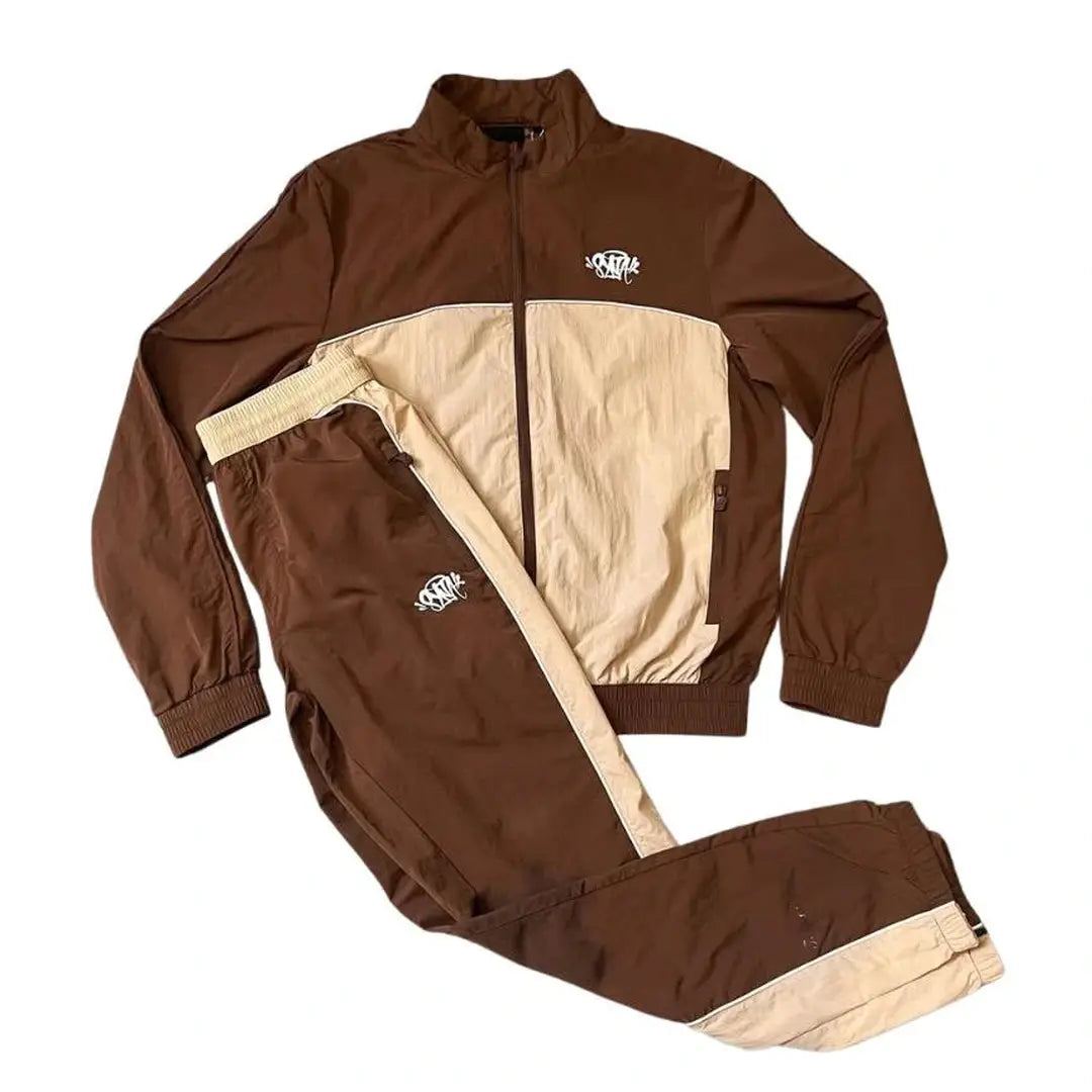 SYNAWORLD ‘SYNA LOGO’ SHELL TRACKSUIT - BROWN/BEIGE | Plugstationuk