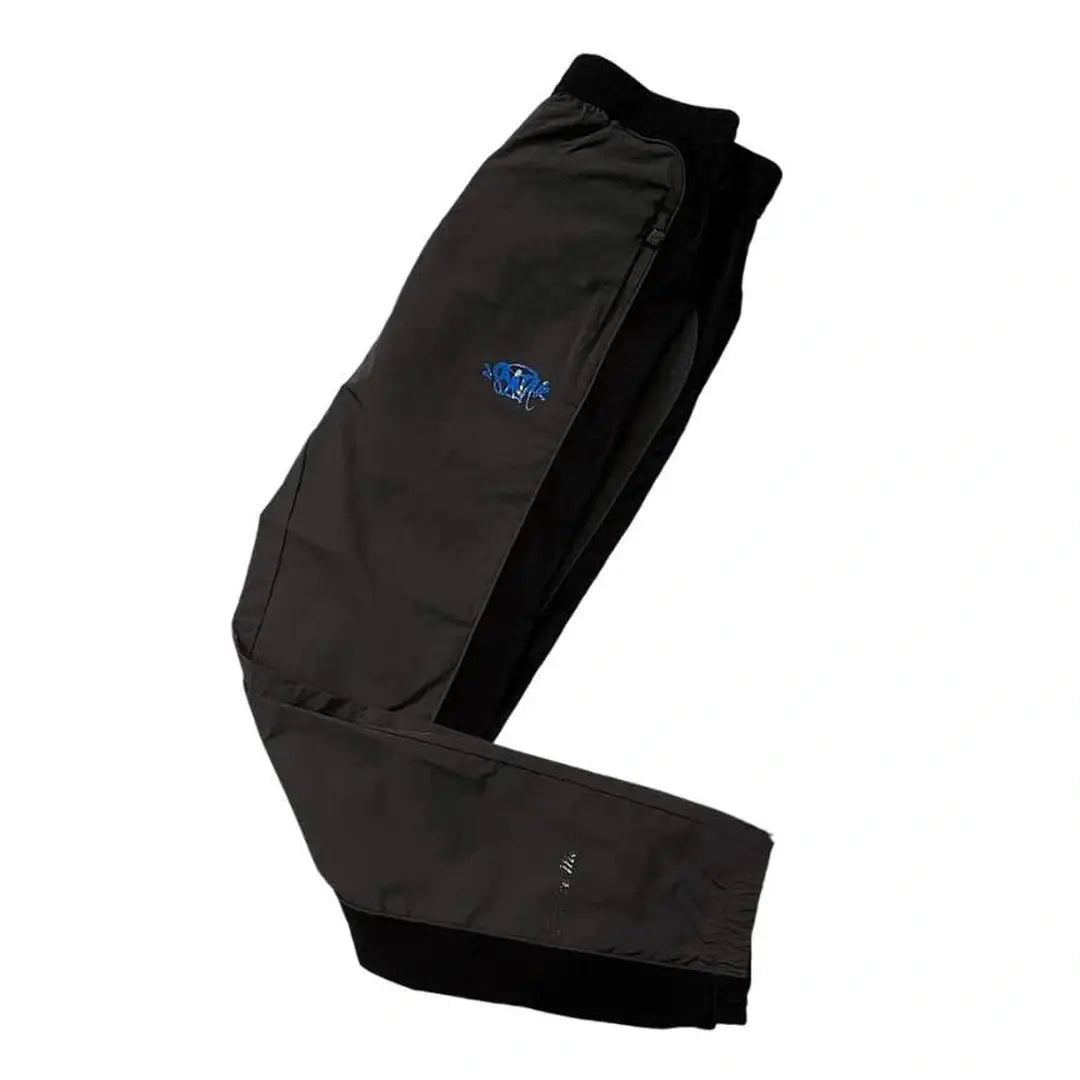 SYNAWORLD ‘SYNA LOGO’ SHELL TRACKSUIT - GREY/BLACK/COBALT | Plugstationuk