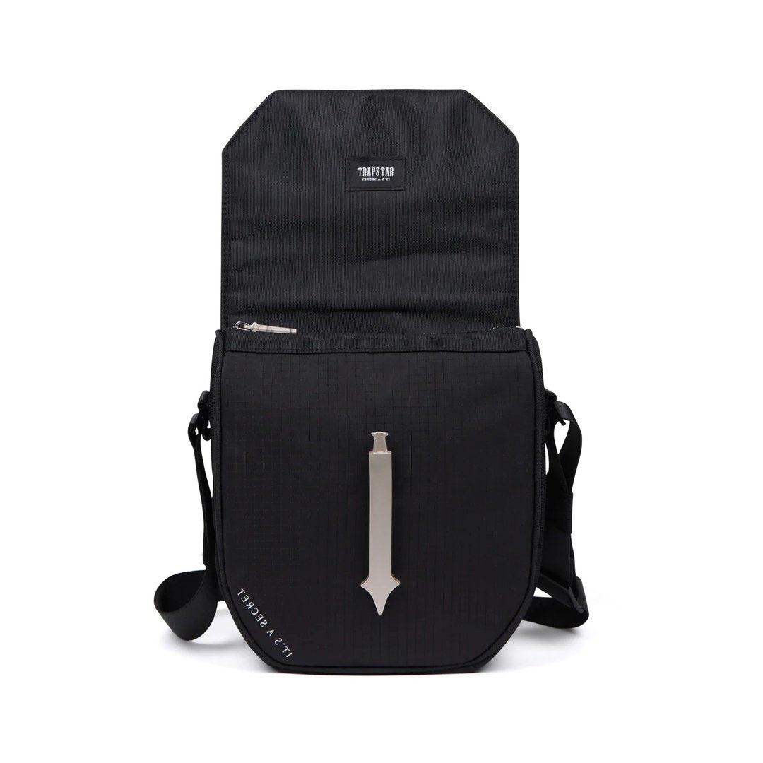 Shop Now Trapstar Cobra Bag| Plugstationuk