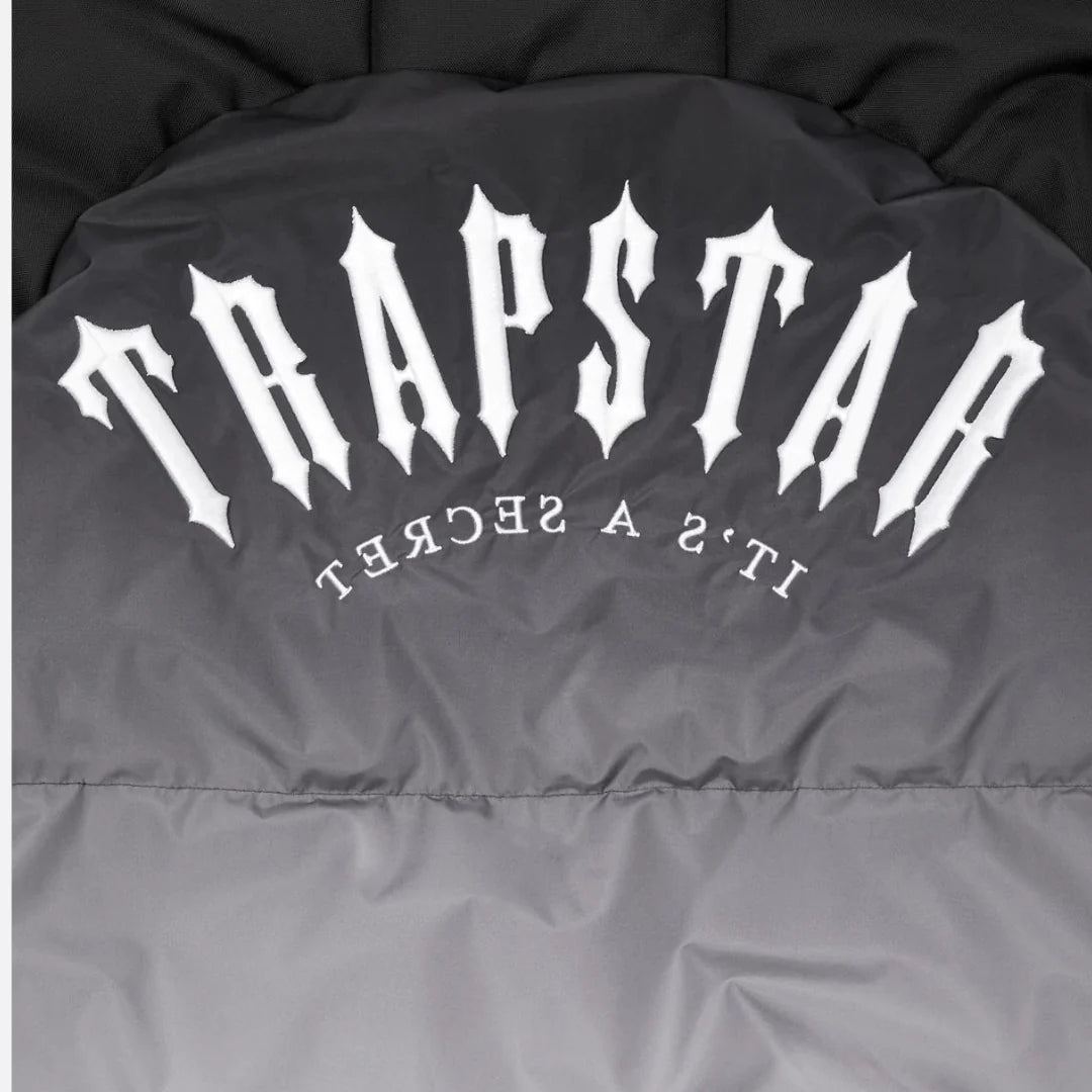 TRAPSTAR IRONGATE HOODED PUFFER 2.0 JACKET - BLACK GRADIENT | Plugstationuk